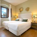 Genteel Castilla Terrace Appartement