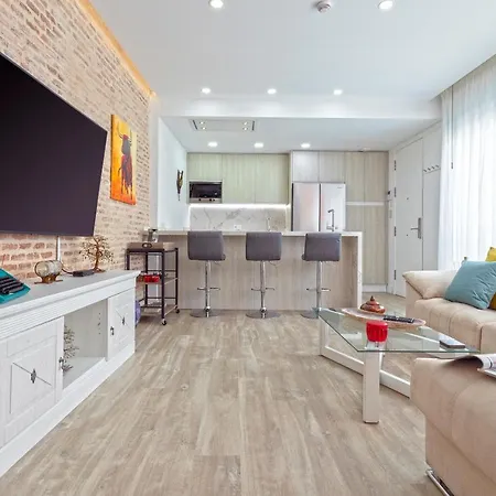 Genteel Castilla Terrace Appartement *