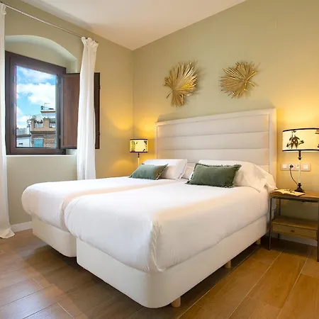 Genteel Castilla Terrace Appartement