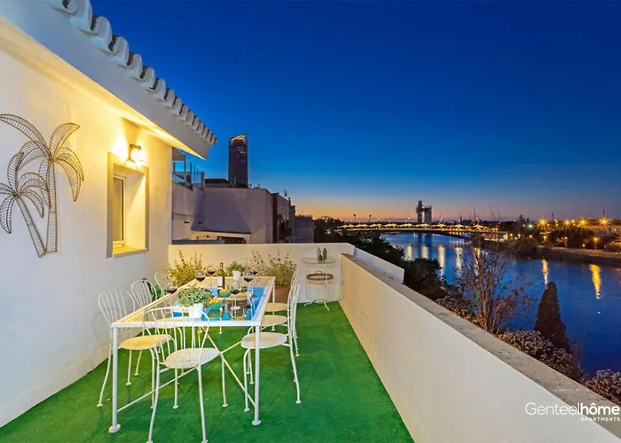 Genteel Castilla Terrace Apartment Seville