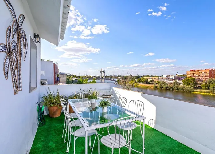 Genteel Castilla Terrace Apartment Seville