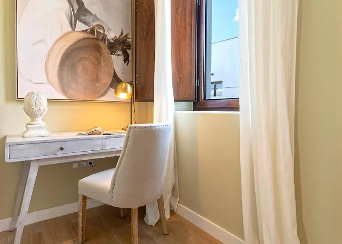 Genteel Castilla Terrace Apartment Seville